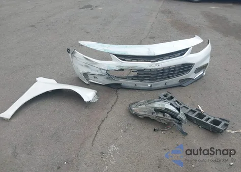 2018 Chevrolet Malibu Lt z USA, uszkodzony, nr VIN 1G1ZD5ST4JF197763